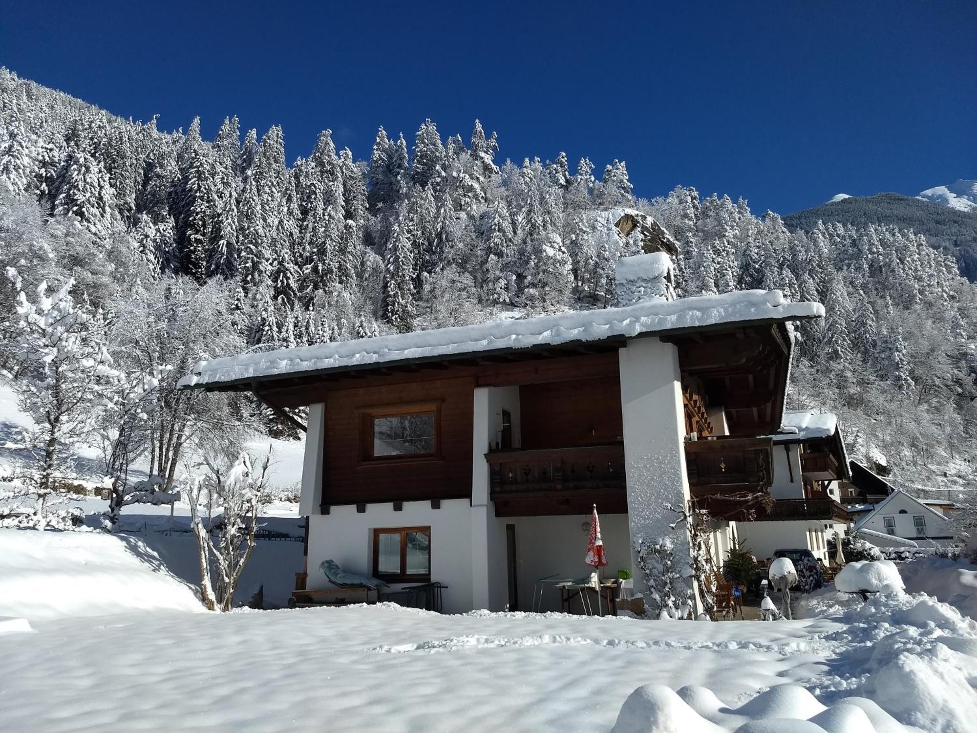 Haus Elfi Fiegl Apartamento Oetz Exterior foto